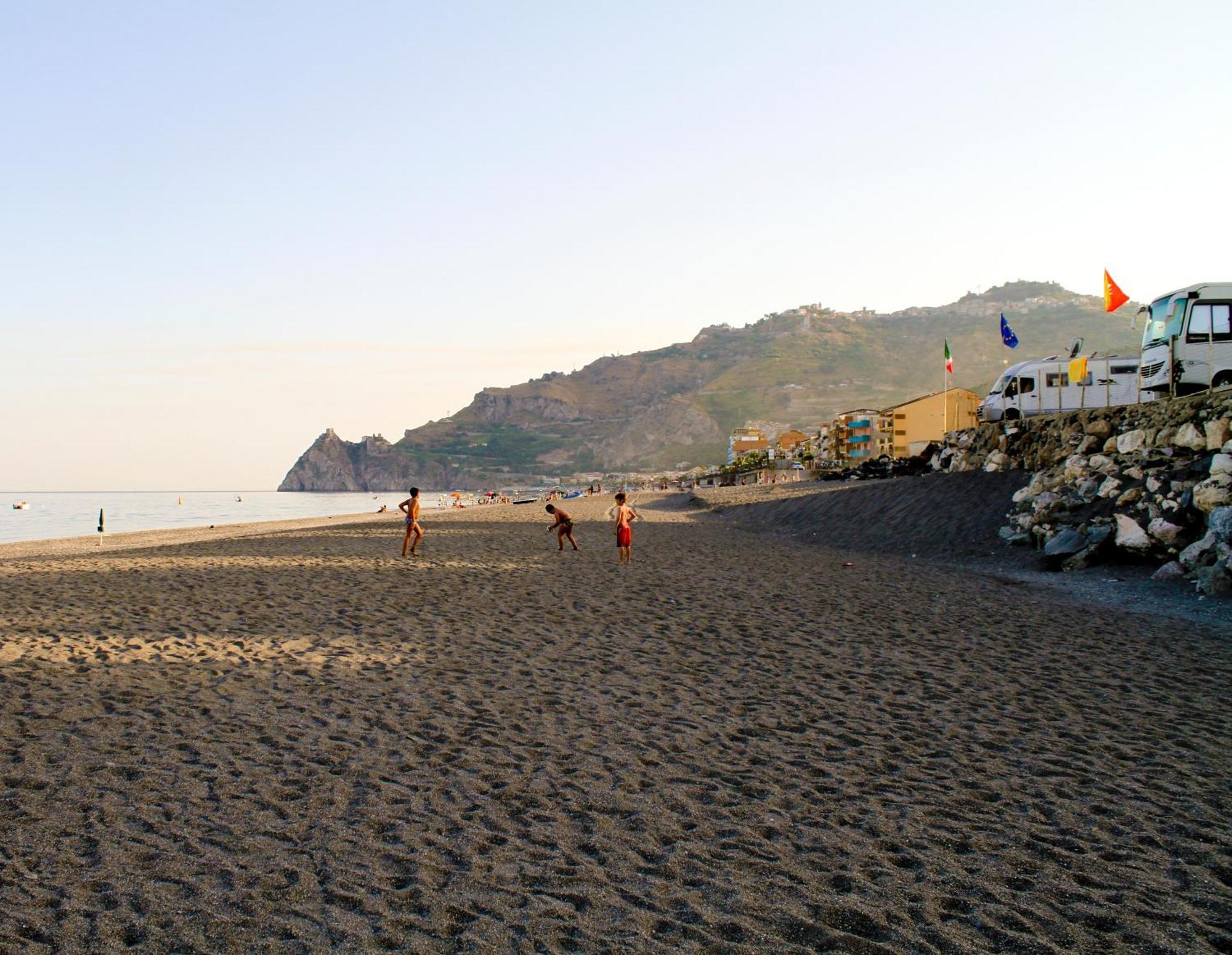 Camping La Focetta Sicula SantʼAlessio Siculo Exterior foto