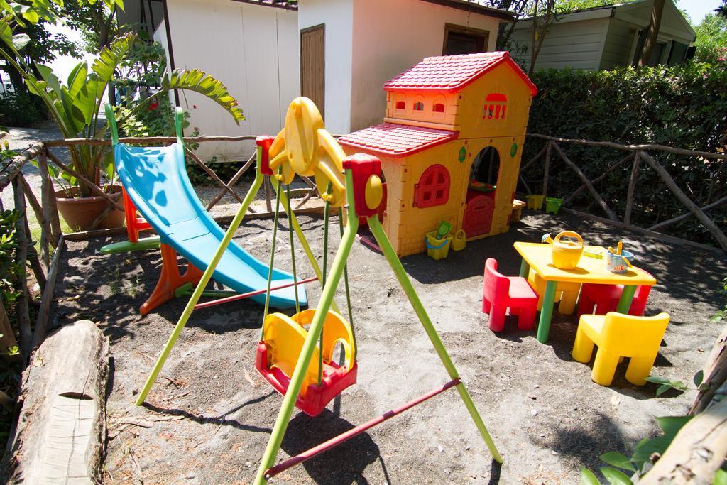 Camping La Focetta Sicula SantʼAlessio Siculo Exterior foto